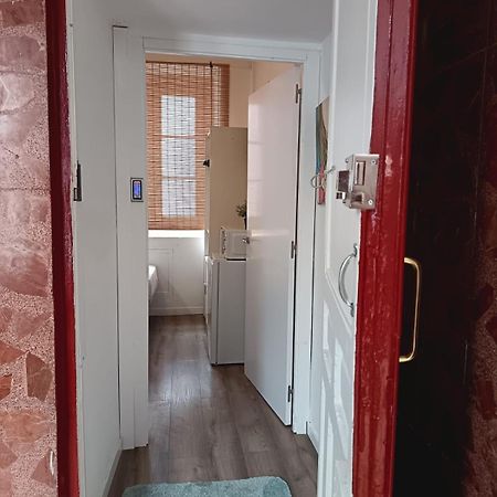 Alanta Apartments Мадрид Екстериор снимка