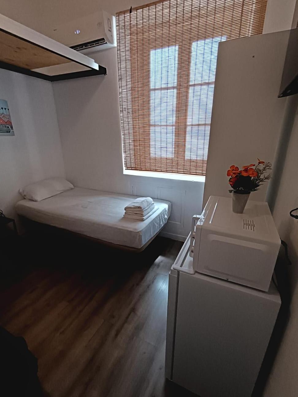 Alanta Apartments Мадрид Екстериор снимка